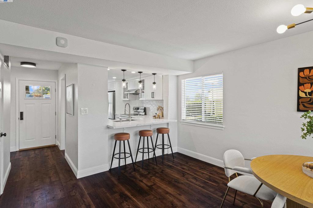 HAYWARD HILLS - Residential