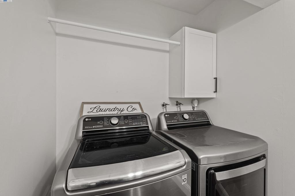 HAYWARD HILLS - Residential