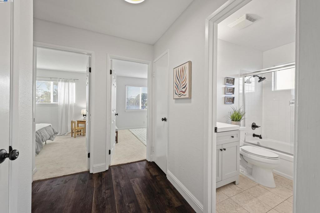 HAYWARD HILLS - Residential