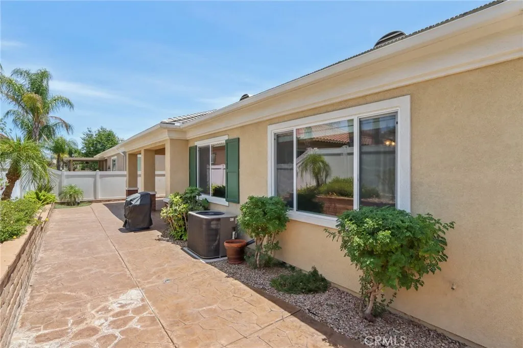 Hemet, California 92545, United States, 2 Bedrooms Bedrooms, ,2 BathroomsBathrooms,Residential,Active,227846