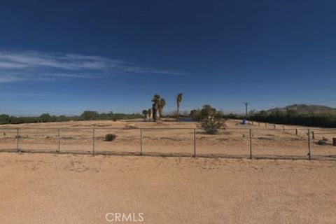 Photo of 48535 Cheltham Drive, Newberry Springs, CA 92365 (MLS # HD26064148)