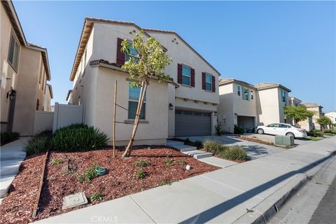 956 W Clover Avenue Rialto CA 92376