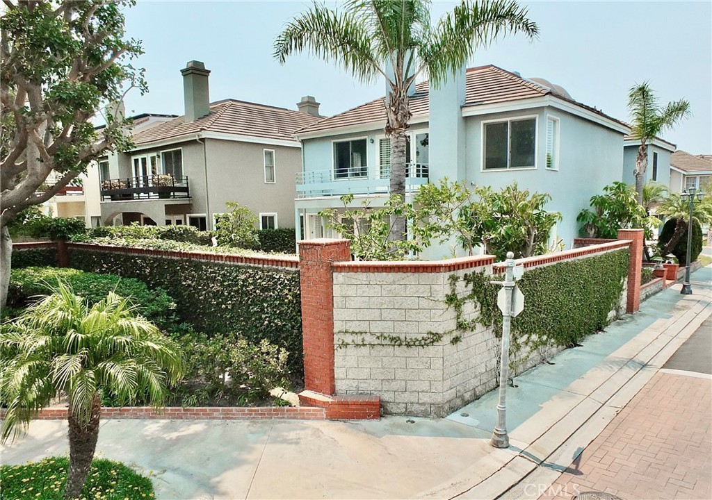 Bay Harbour (BYH) - Residential Lease