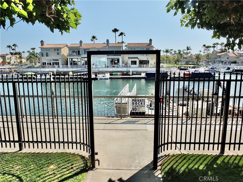 Bay Harbour (BYH) - Residential Lease