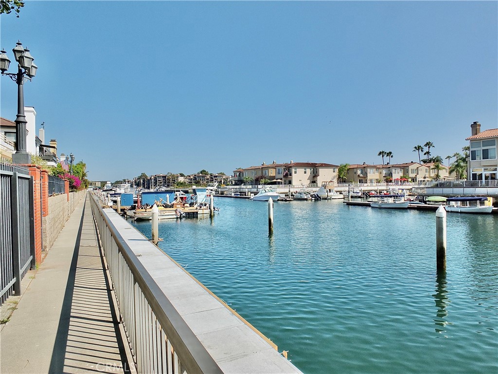 Bay Harbour (BYH) - Residential Lease