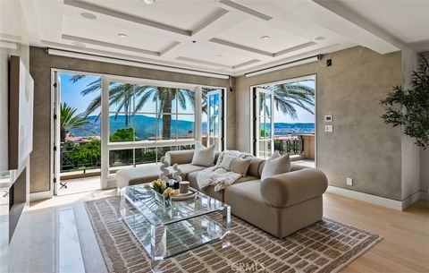 Tiny photo for 9 Shoreridge, Newport Coast, CA 92657 (MLS # OC25163737)