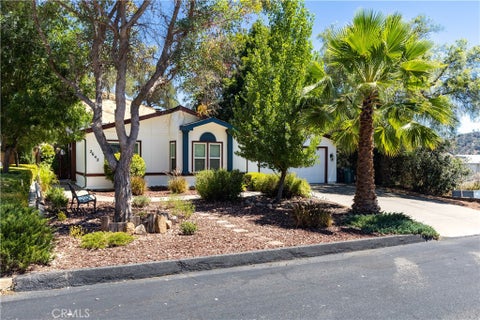 Photo of 2642 Bridle Trail LN, Paso Robles, CA 93446 (MLS # NS26179601)