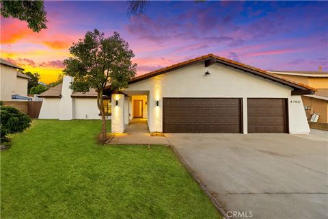 Photo of 4700 Emerald Avenue, La Verne, CA 91750 (MLS # OC25184349) Photo of 4700 Emerald Avenue, La Verne, CA 91750 (MLS # OC25184349)