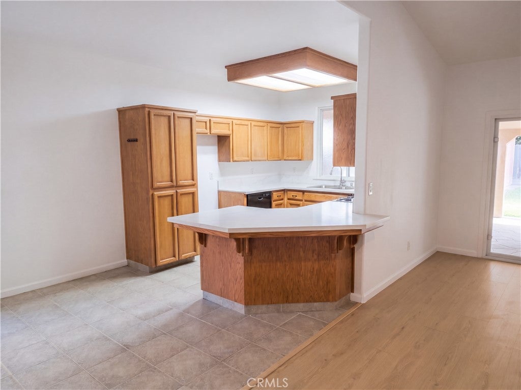 5333 W Norwich