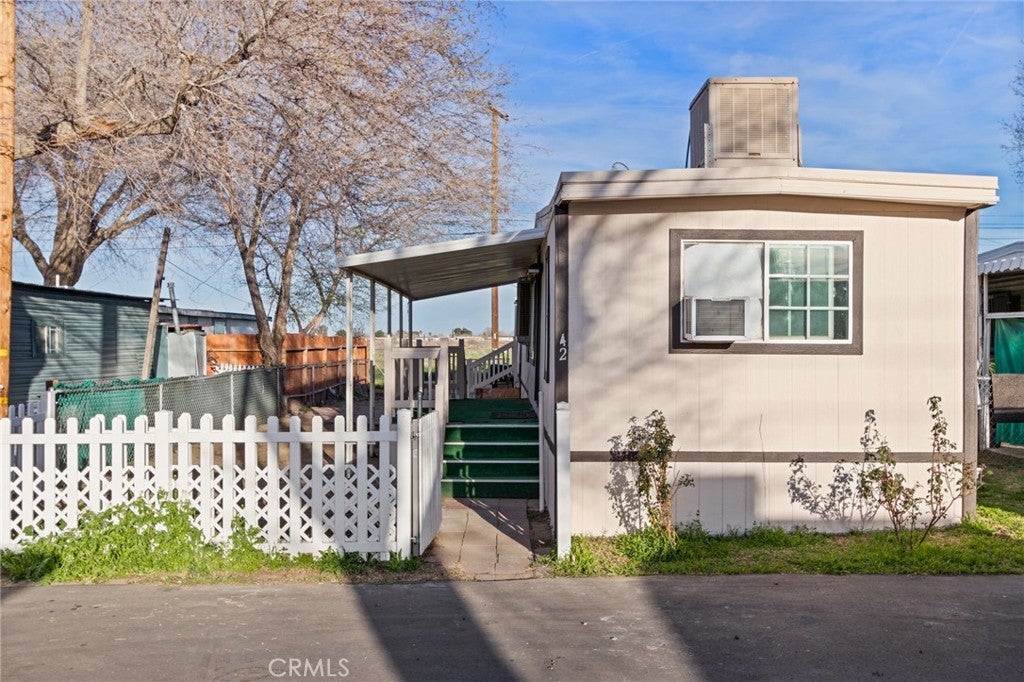 45446 7th Street 42