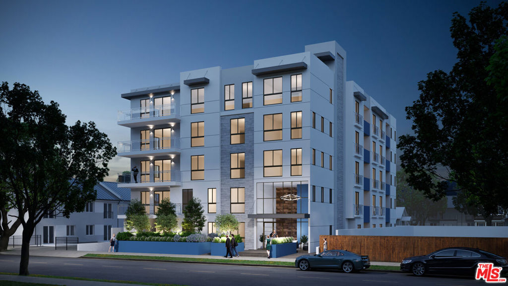 5315 Riverton Avenue