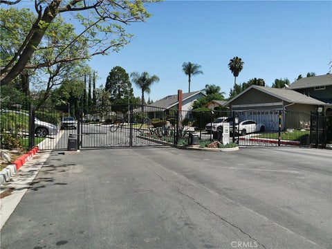 Tiny photo for 8307 Sedan AVE, West Hills, CA 91304 (MLS # SR26112510)
