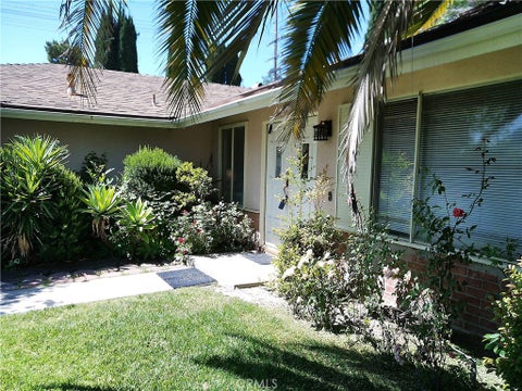 Tiny photo for 8307 Sedan AVE, West Hills, CA 91304 (MLS # SR26112510)