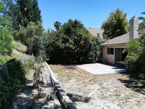 Tiny photo for 8307 Sedan AVE, West Hills, CA 91304 (MLS # SR26112510)