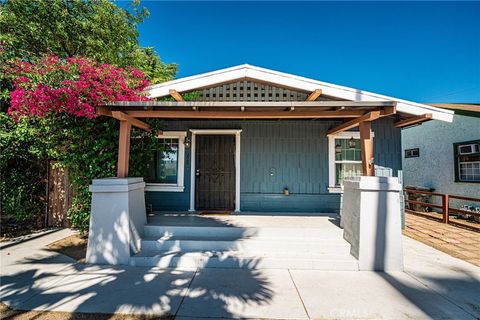 Photo of 220 Palm Place, Pomona, CA 91767 (MLS # PW25139869) Photo of 220 Palm Place, Pomona, CA 91767 (MLS # PW25139869)