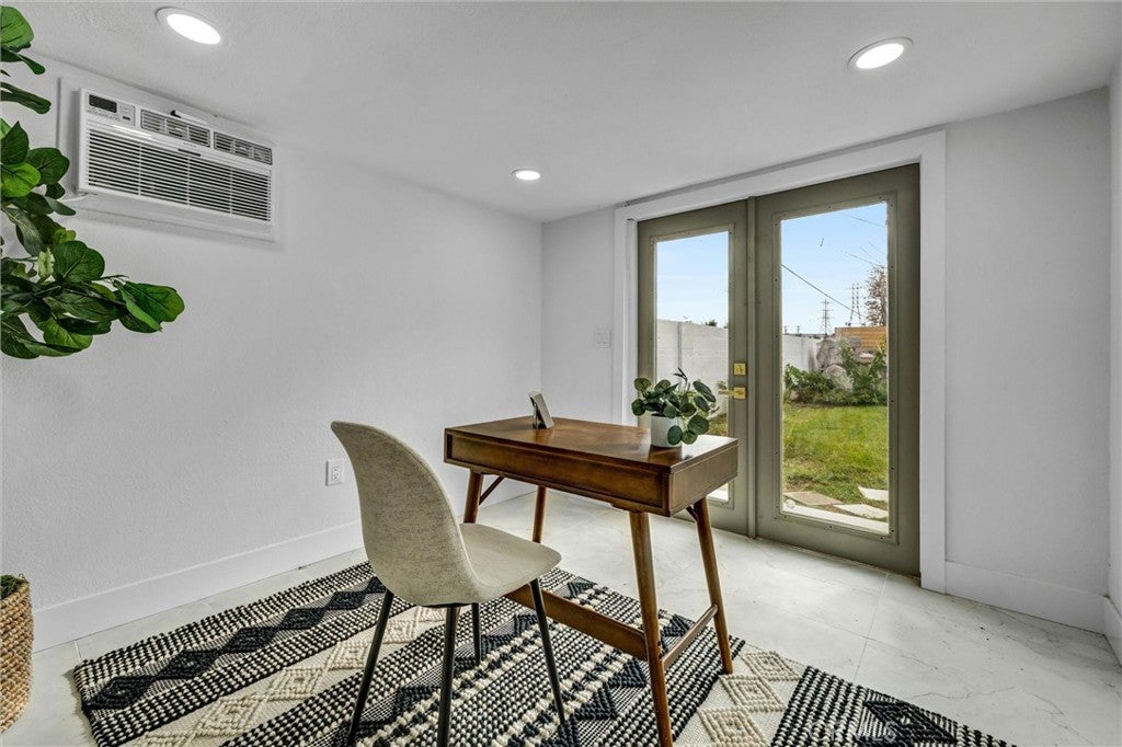 10321 Kamuela, Huntington Beach CA 92646 - Photo 39