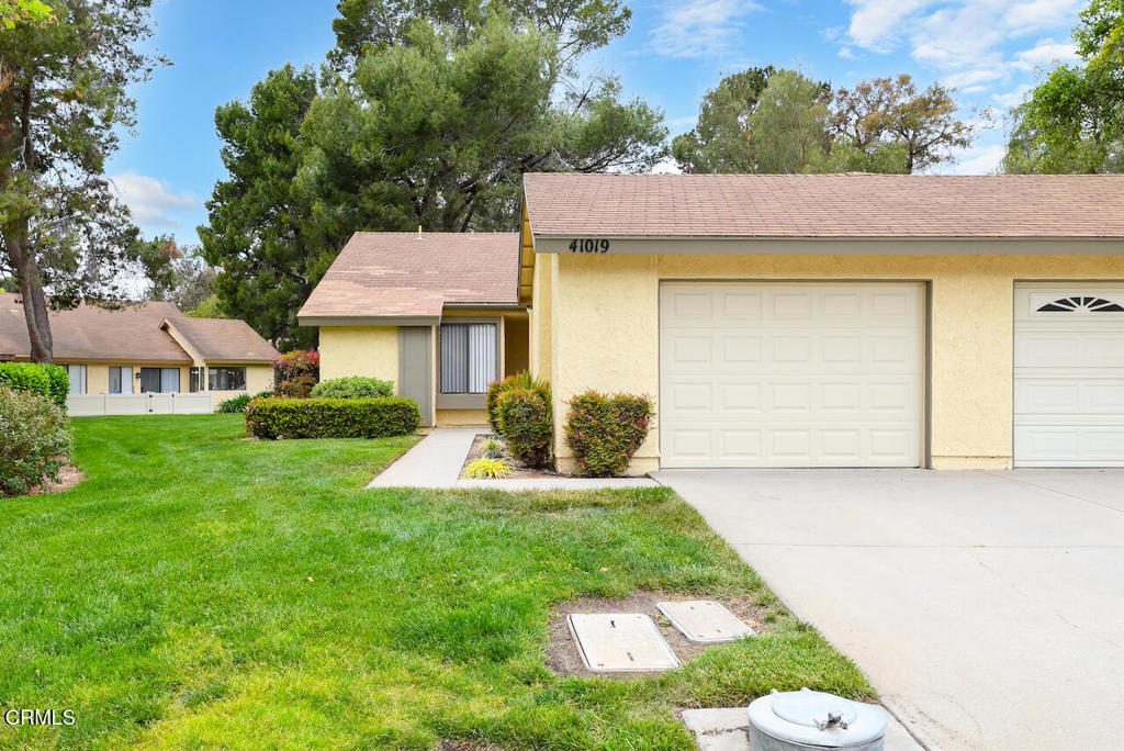 41019 Village 41