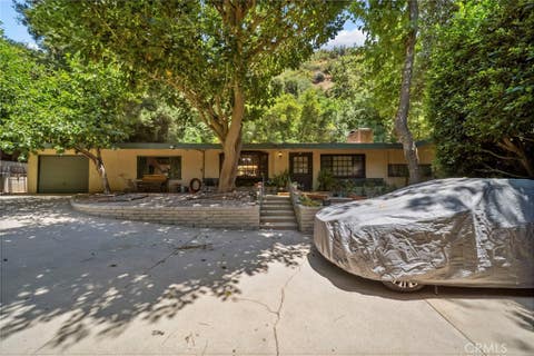 Tiny photo for 2900 Mandeville Canyon RD, Los Angeles, CA 90049 (MLS # SR26113664)