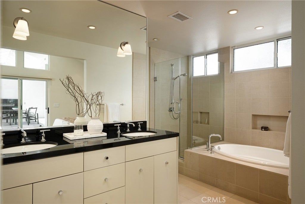 1976 Port Cardigan Place, Newport Beach CA 92660 - Photo 21