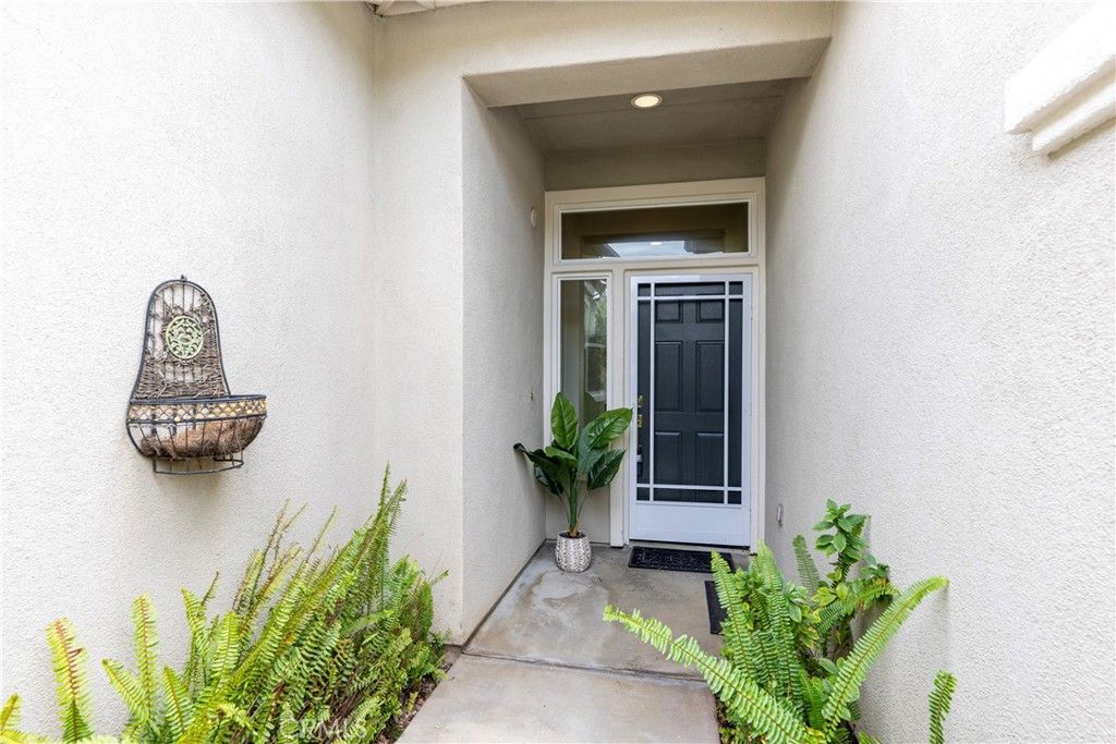 Photo of 24204 Nobe St, Corona, CA 92883 (MLS # IG26084252)