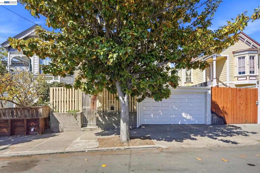 2207 13th Ave