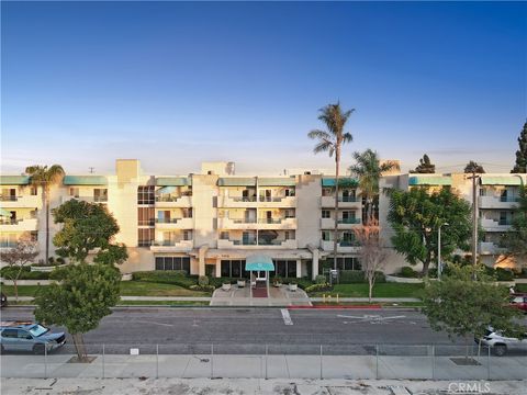 Photo of 11410 Dolan Ave. Ave #112, Downey, CA 90241 (MLS # DW25238345)