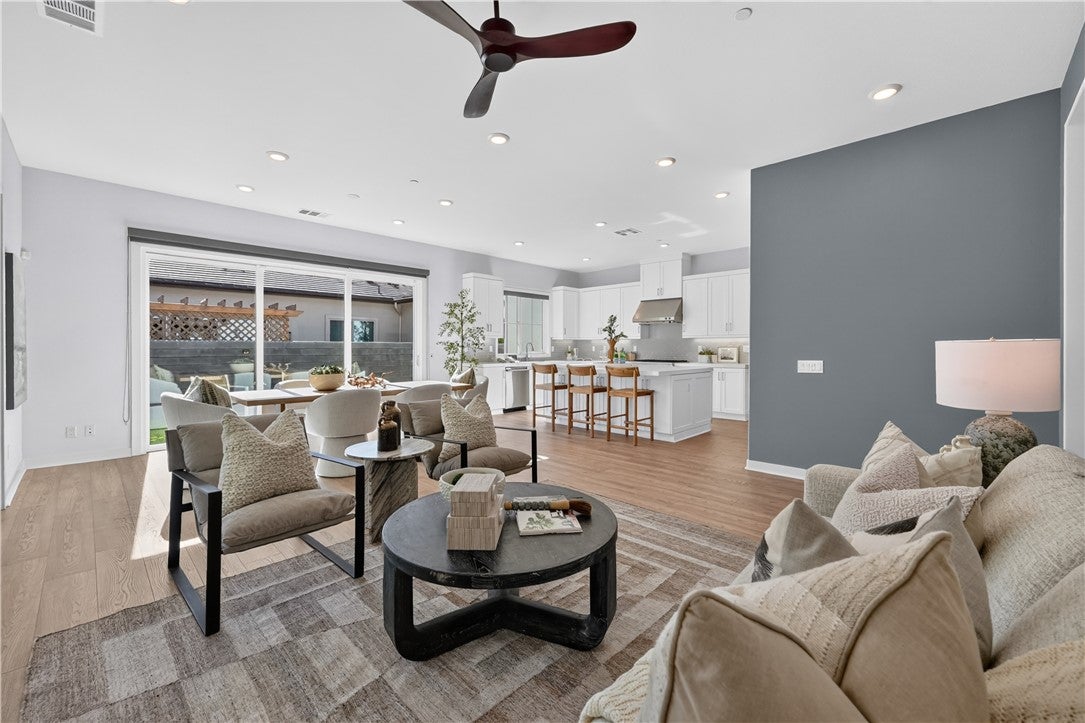 405 Sunrise Road