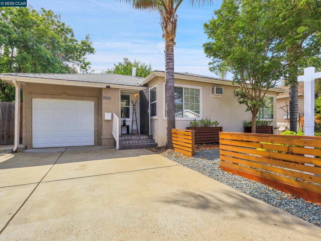 CRAWFORD VILLAGE - Residential