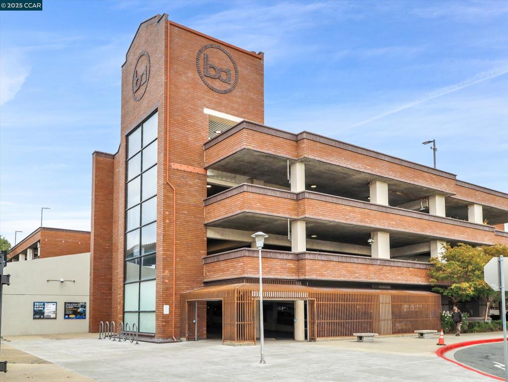 CRAWFORD VILLAGE - Residential