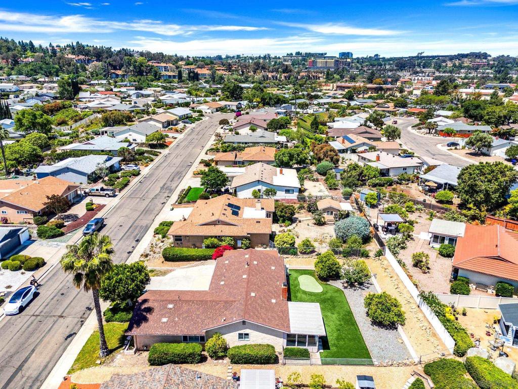 12118 Obispo Rd