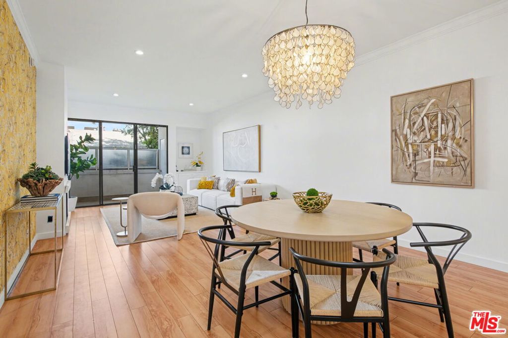 2276 S Beverly Glen Boulevard 207