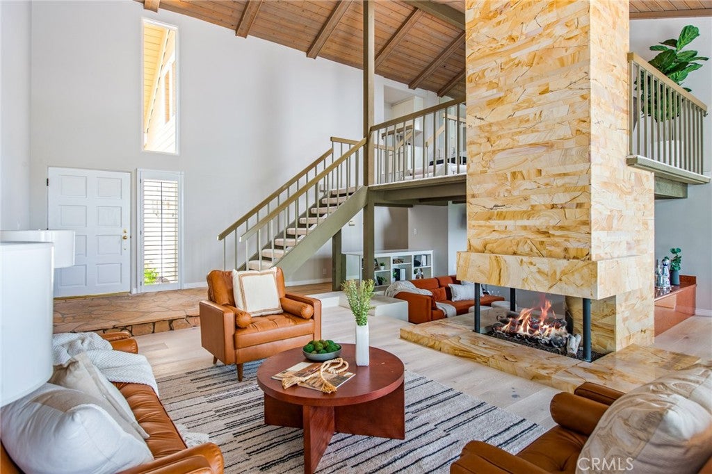 1332 Bluesail Circle