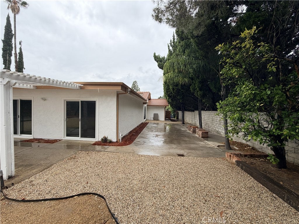 10470 Laramie