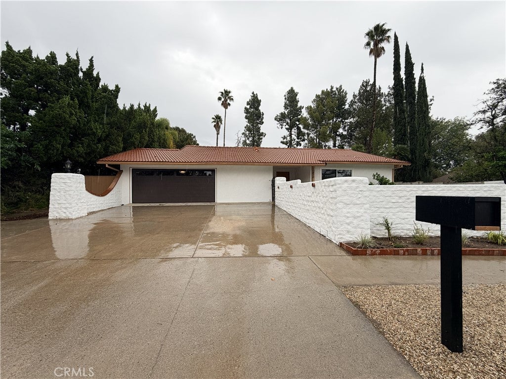 10470 Laramie AVE