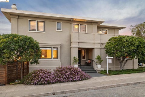 Photo of 5401 Belgrave Pl, Oakland, CA 94618 (MLS # 41143716)