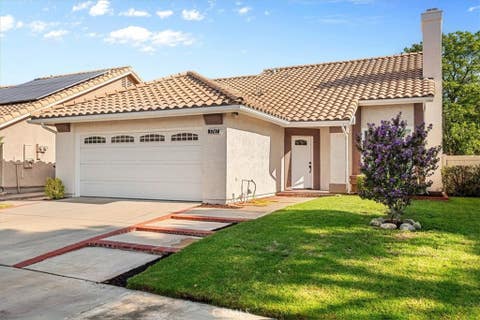 Photo of 5747 Oakmont DR, Banning, CA 92220 (MLS # IV26163018)