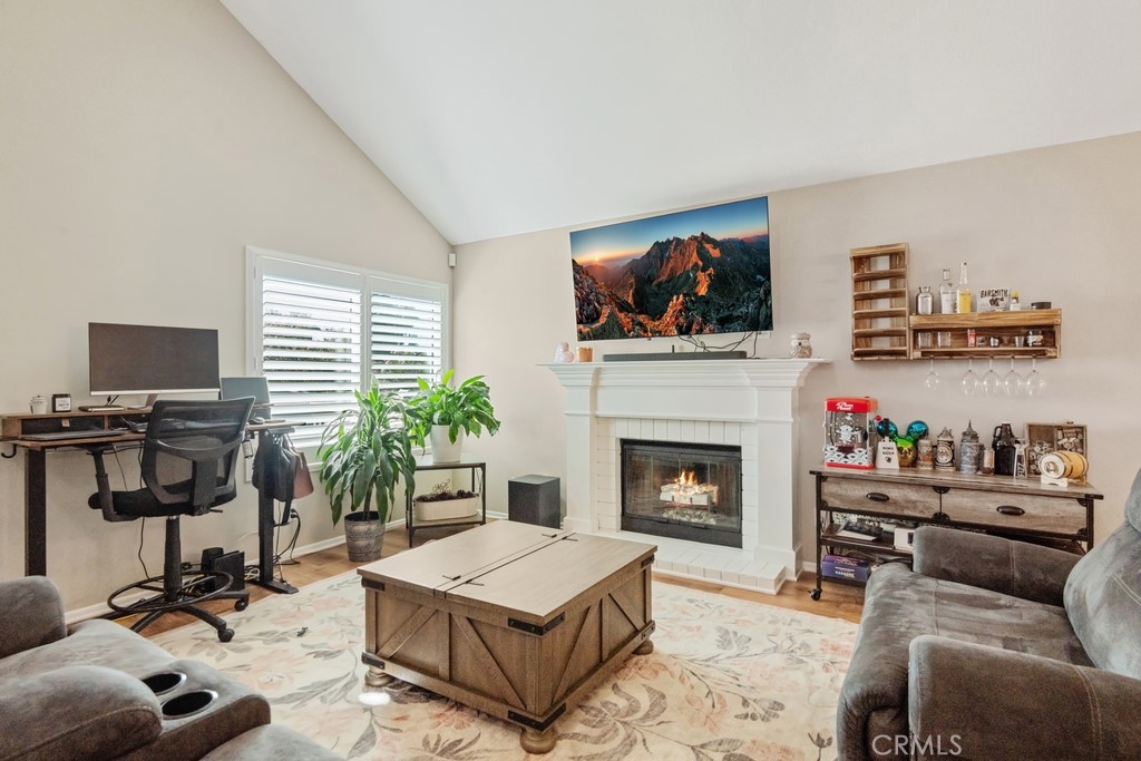 212 Eastpark Ln
