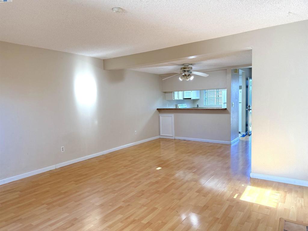 JOAQUINMUA - Residential Lease