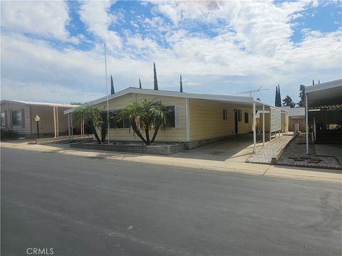 Photo of 626 N Dearborn Street #9, Redlands, CA 92374 (MLS # IG25226718) Photo of 626 N Dearborn Street #9, Redlands, CA 92374 (MLS # IG25226718)