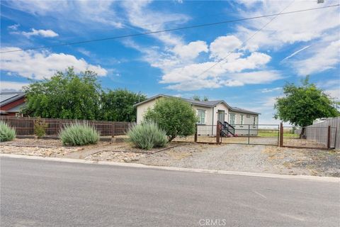 Photo of 466 1st ST, Willows, CA 95988 (MLS # SN26091876)