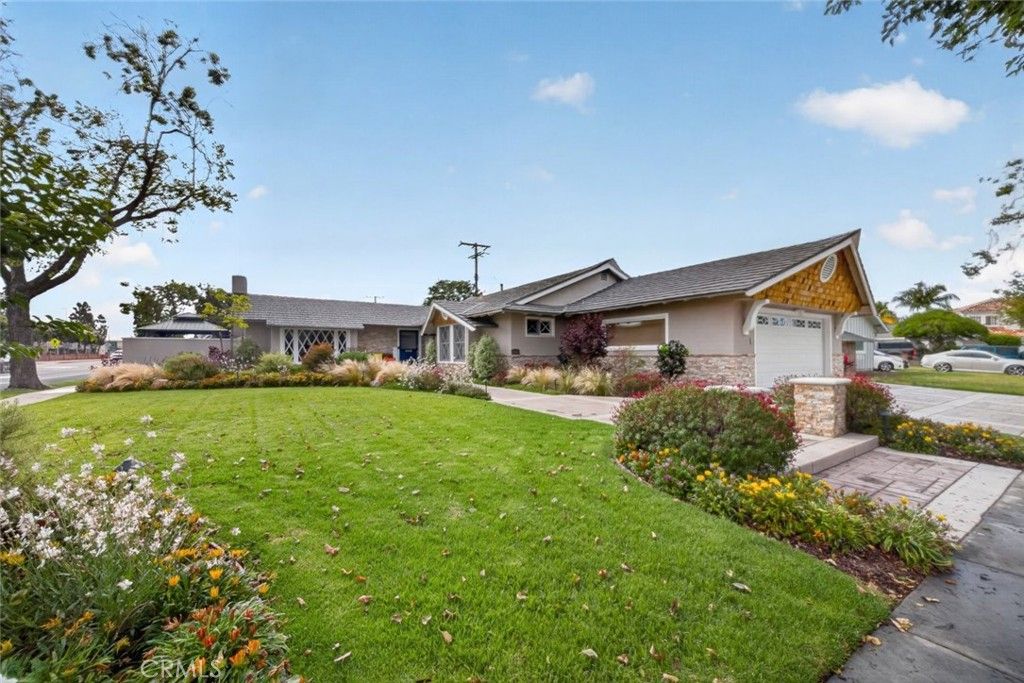 Photo of 3342 Hillrose Drive DR, Rossmoor, CA 90720 (MLS # PW26060535)