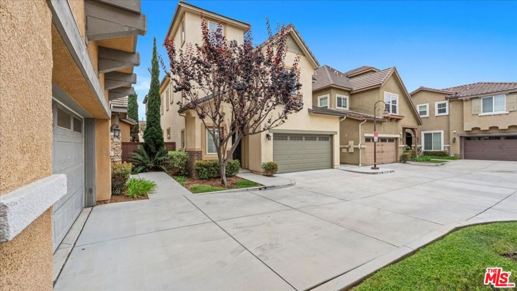 3608 W Chapman Lane