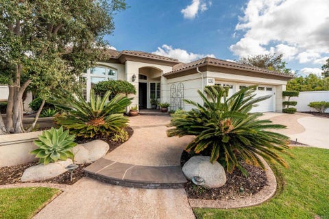 Photo of 976 Blackstilt Ct CT, Carlsbad, CA 92011 (MLS # NDP2609918)