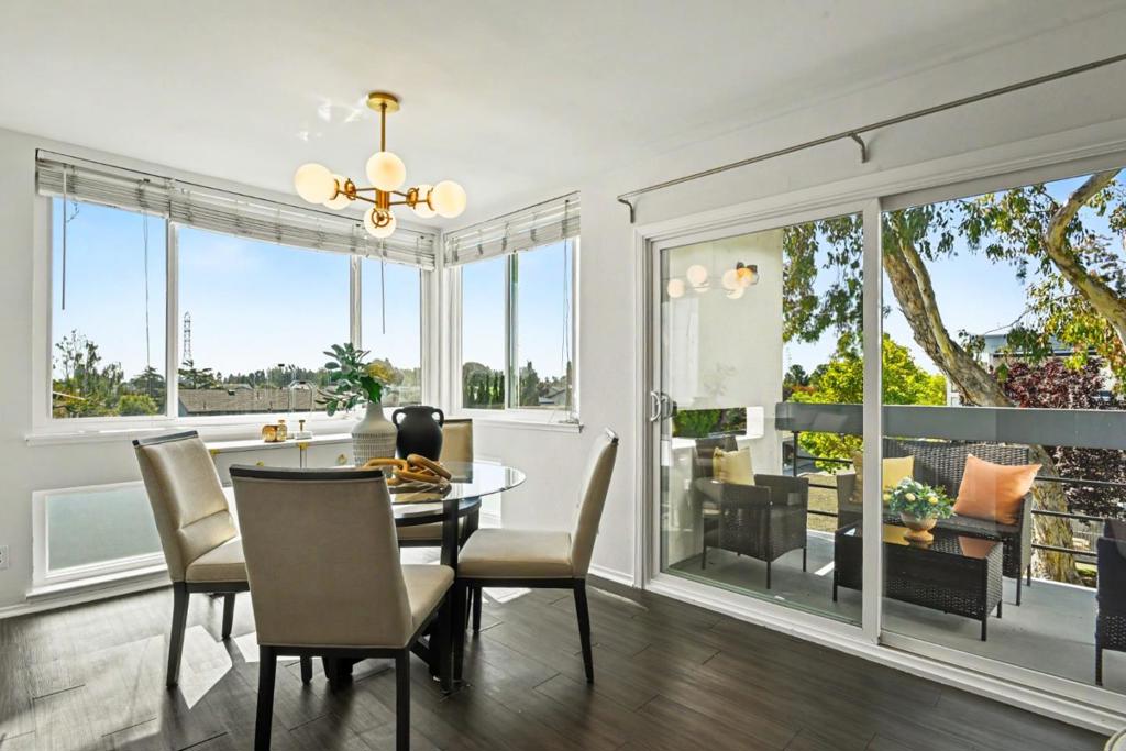 1041 Shell Boulevard 11