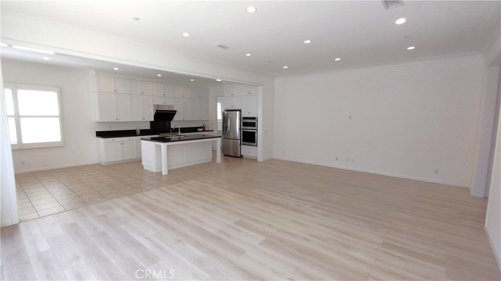 73 Gardenhouse Way