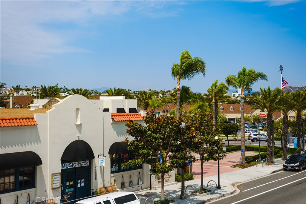 Del Prado Place - Residential