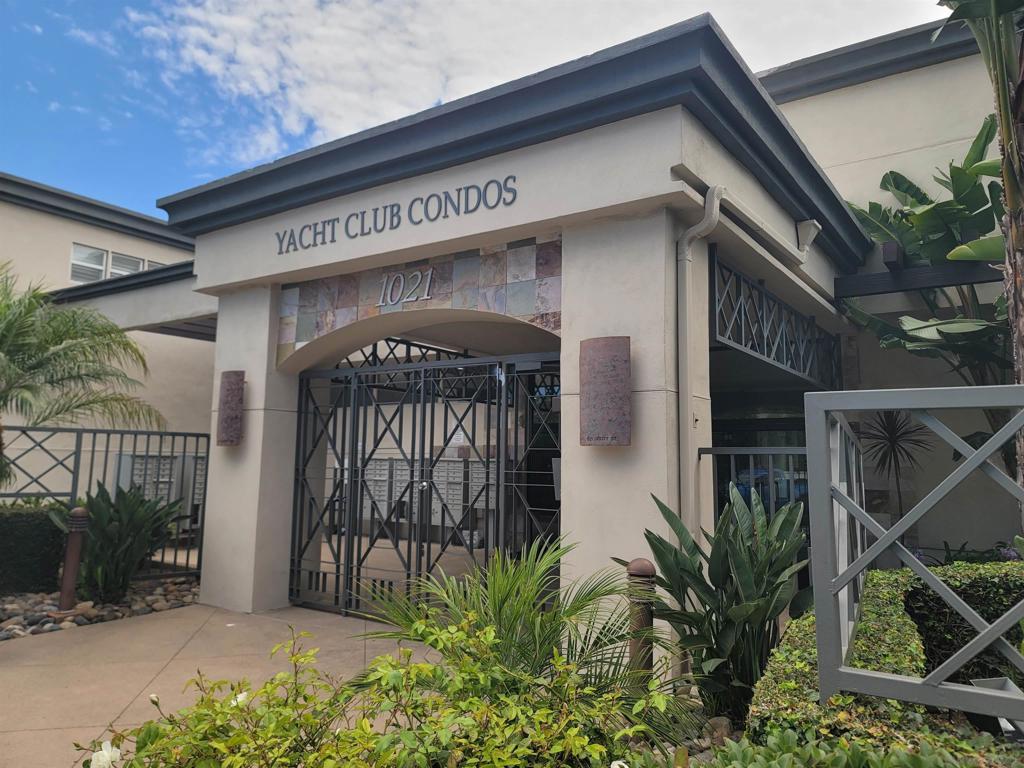 Furnished ground level unit with assigned parking space in close proximity to the unit. Enjoy the lovely community of La Playa Village, adjacent to the San Diego Yacht Club, great shops, and Shelter Island. Walking distance to restaurants, the Bessemer Trail and beautiful scenery along the boat docks & clubs. The Yacht Club Condo complex has a central pool, multiple laundry rooms & great community room with gym, pool table & tv area. Unit has a new queen memory foam mattress, new sofa, dining area and kitchenette. Full bathroom. Available with security deposit, credit check and completed application on rentspree. Pets only with permission and pet fee/deposit. No smoking. No vaping. Lease required. Short term monthly is higher rate
