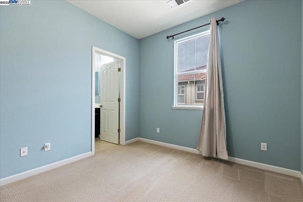 HAYWARD - Residential