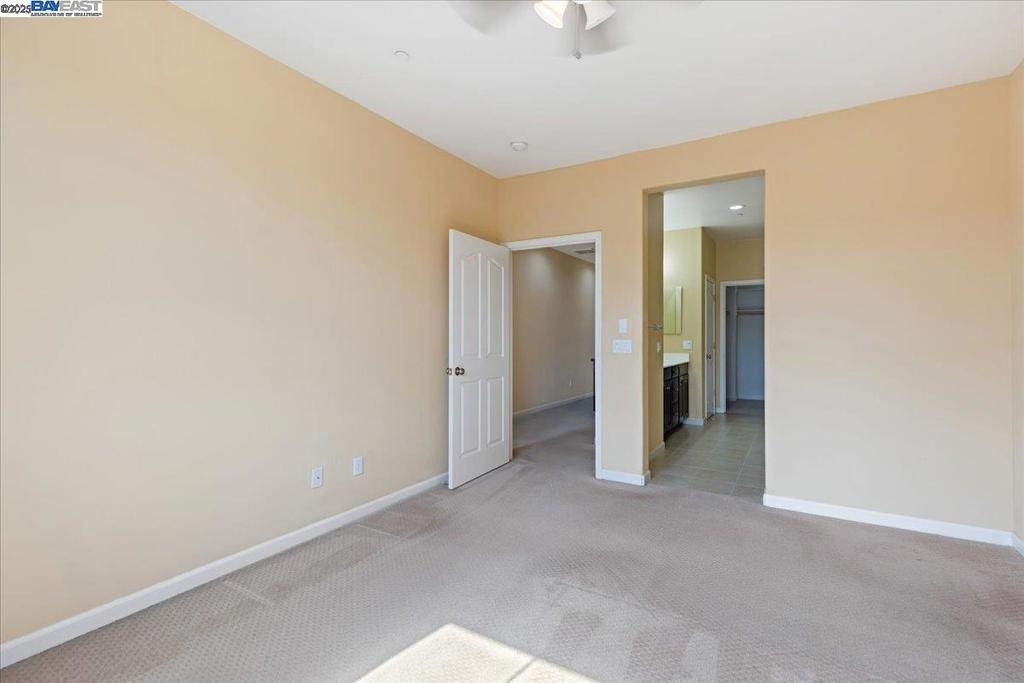 HAYWARD - Residential