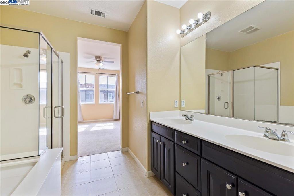 HAYWARD - Residential